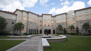 Residence halls close for non-graduates (11 a.m.)