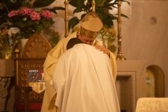Abbot-Isaac-blesses-Father-Anthony