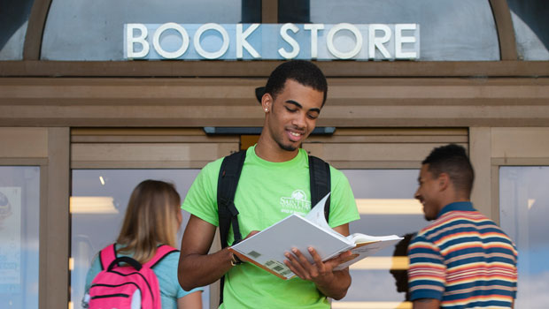 Bookstore hours modified for commencement week